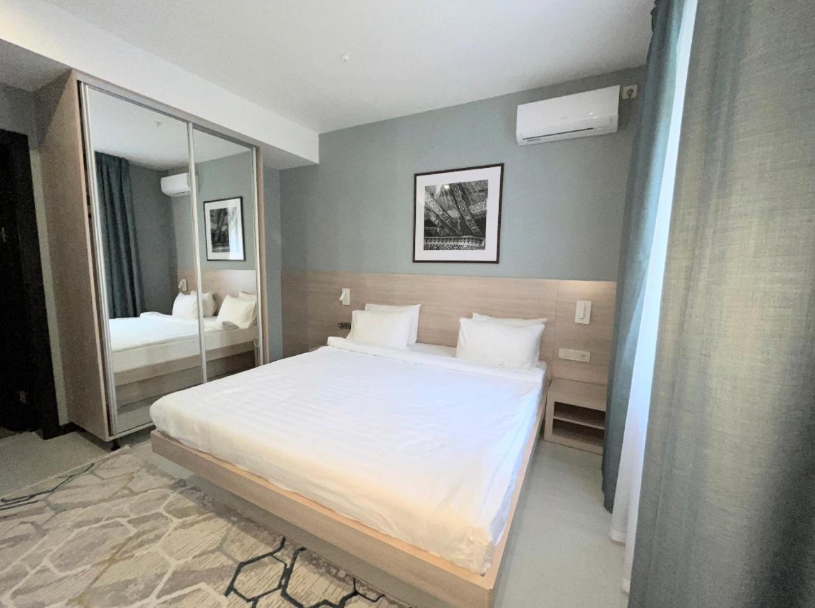 Resident Hotel Gogol Almaty Luaran gambar