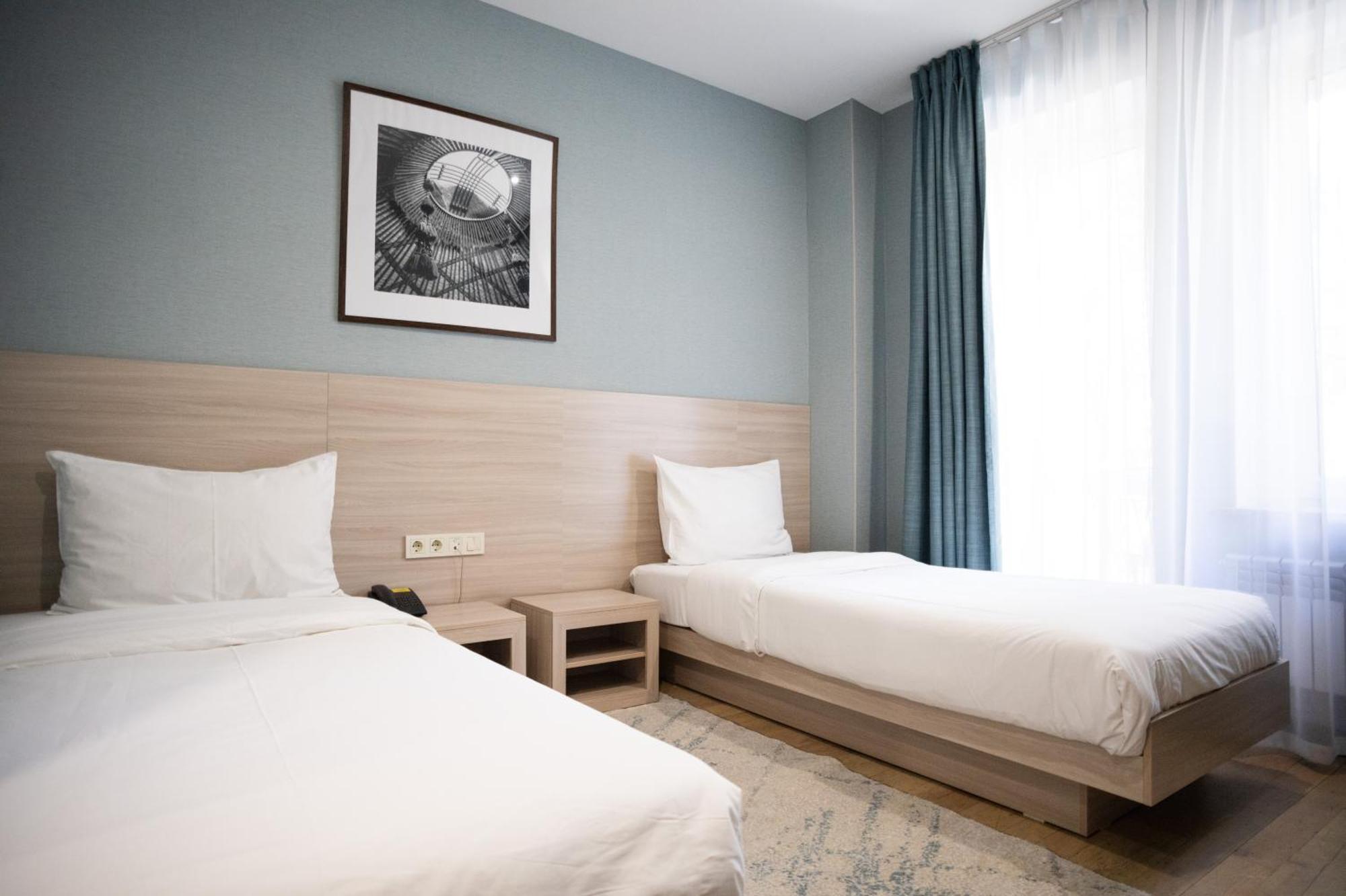 Resident Hotel Gogol Almaty Luaran gambar