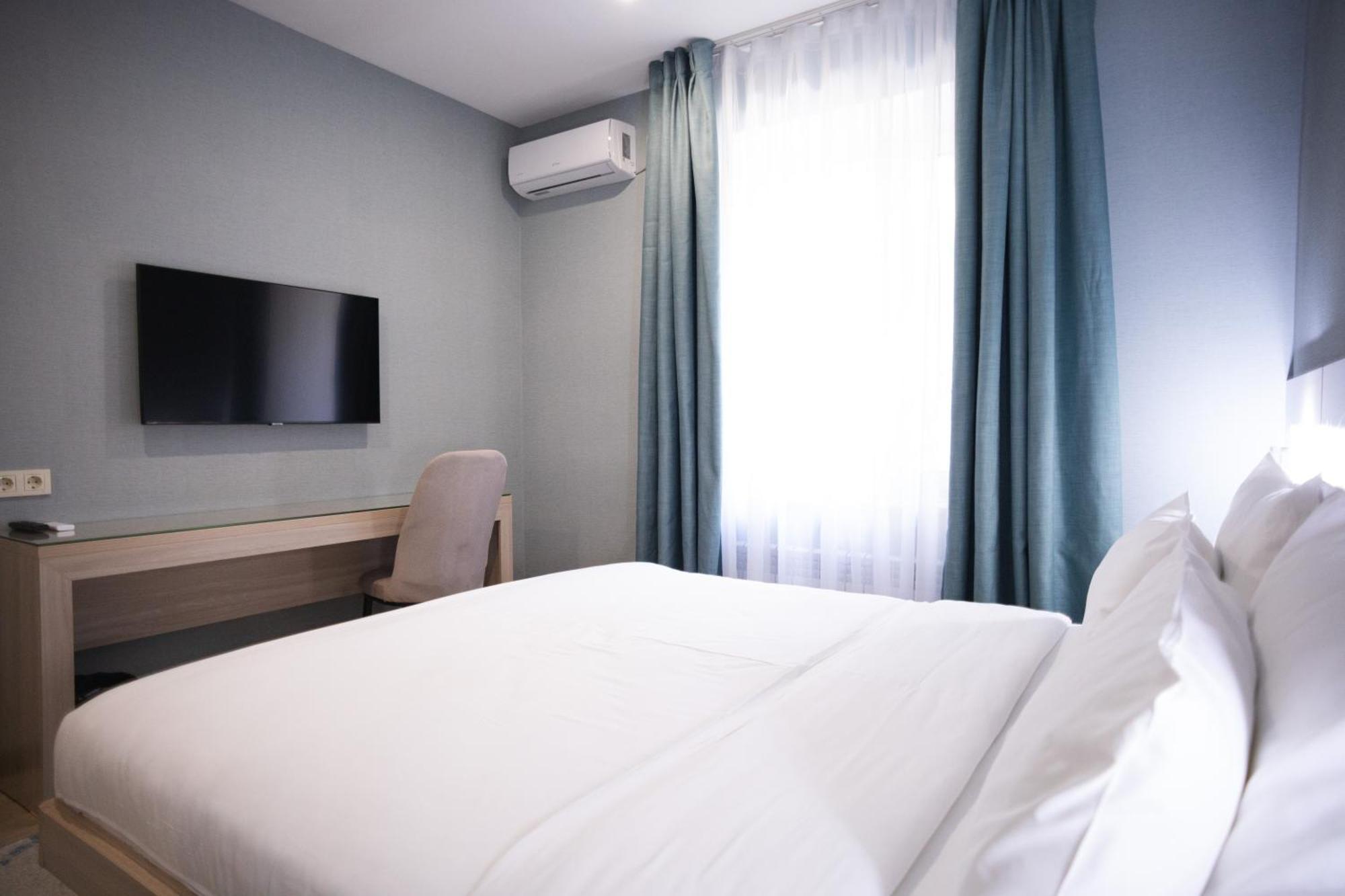 Resident Hotel Gogol Almaty Luaran gambar