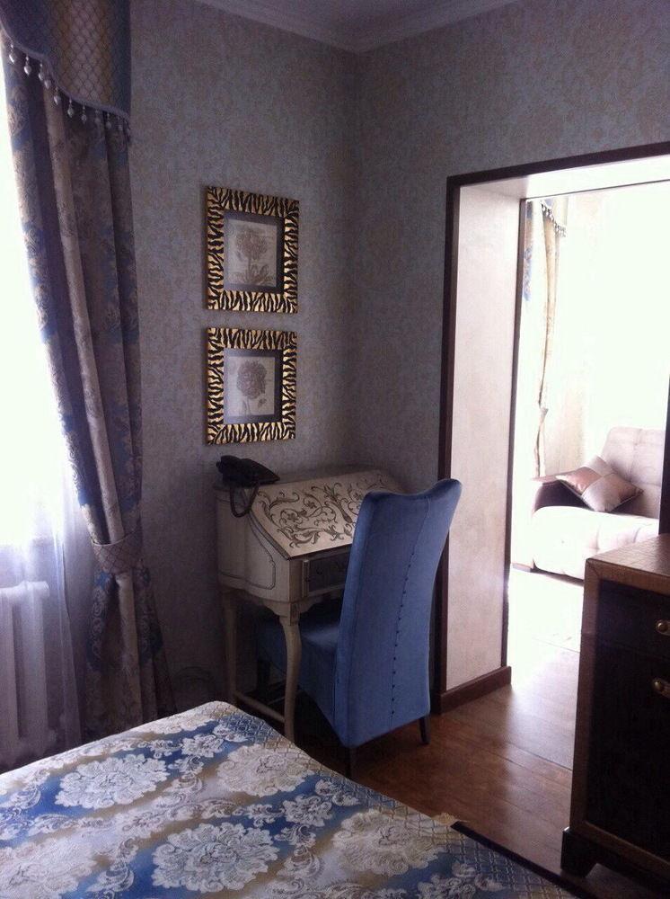 Resident Hotel Gogol Almaty Luaran gambar