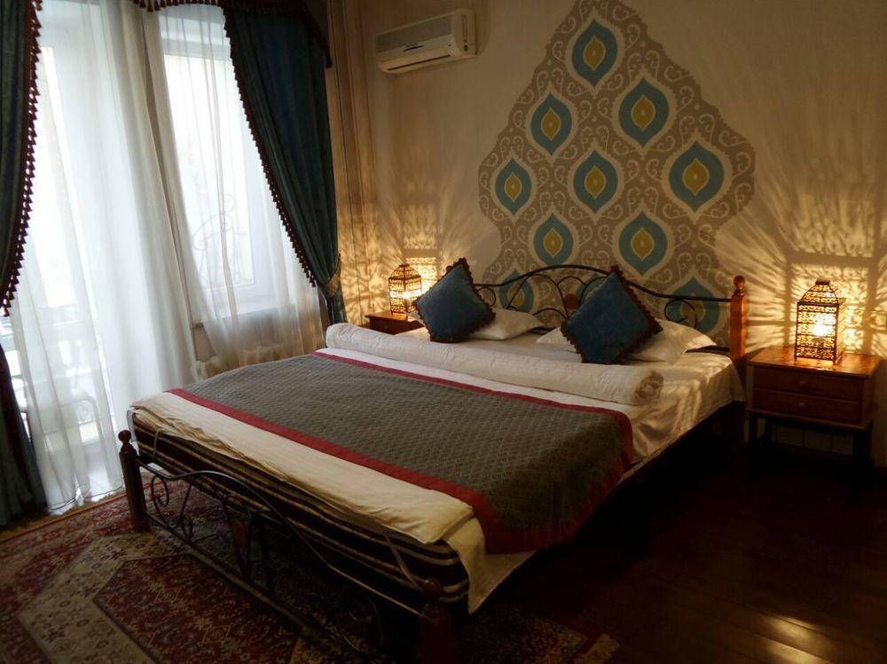 Resident Hotel Gogol Almaty Luaran gambar