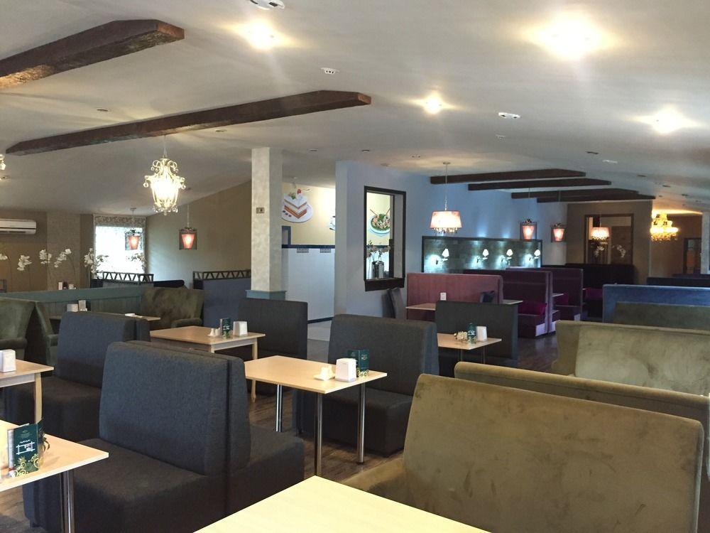 Resident Hotel Gogol Almaty Luaran gambar